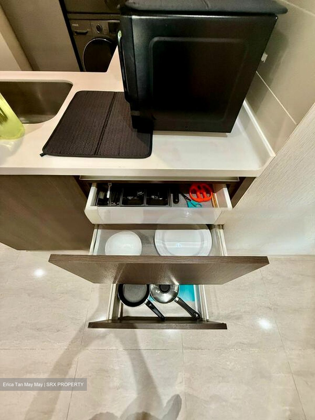 Symphony Suites (D27), Condominium #475976001